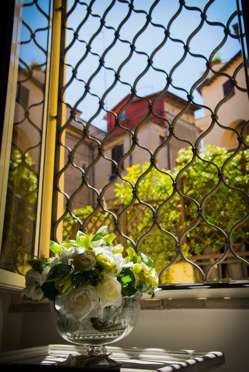 Flowers Apartments Rom Zimmer foto
