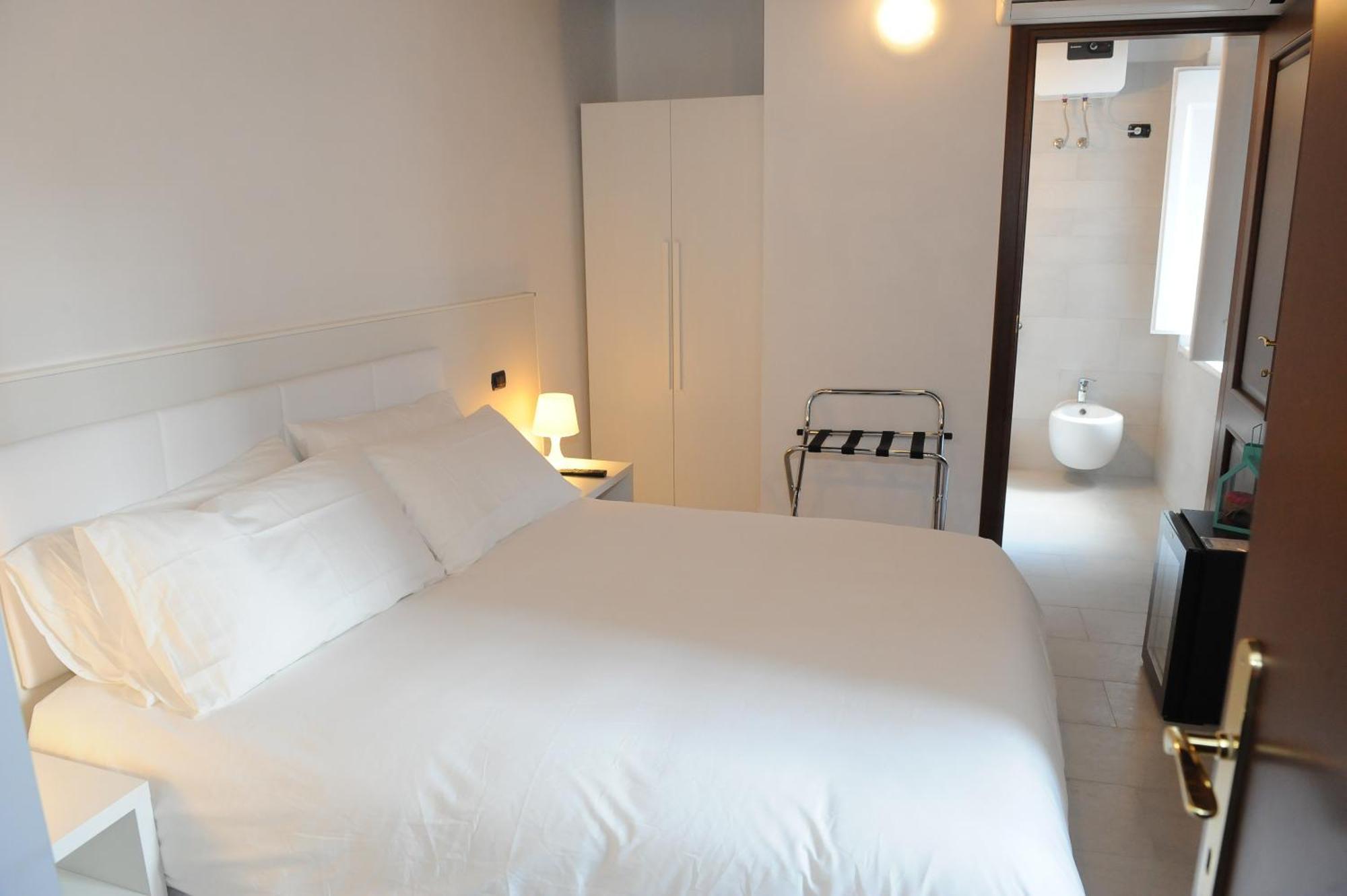 Flowers Apartments Rom Zimmer foto
