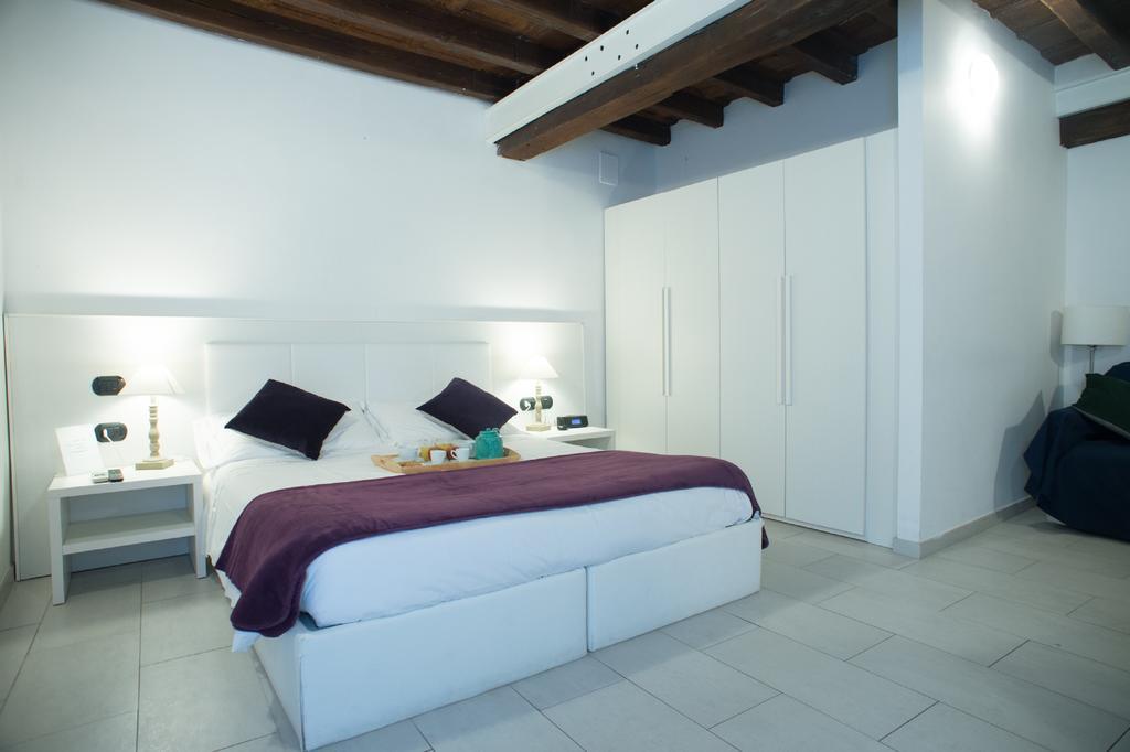 Flowers Apartments Rom Zimmer foto