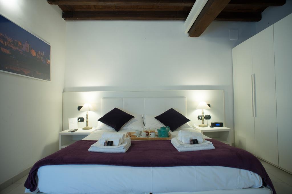 Flowers Apartments Rom Zimmer foto