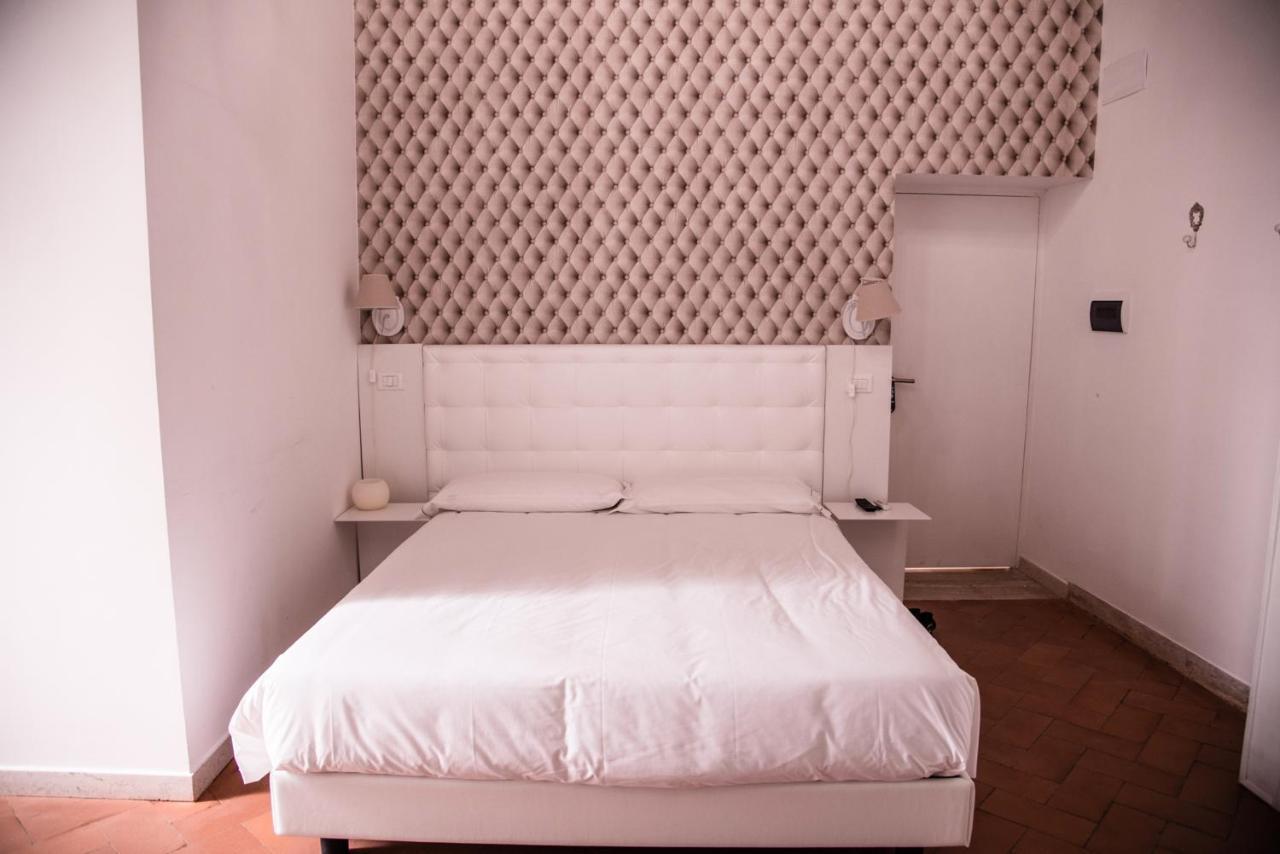 Flowers Apartments Rom Zimmer foto